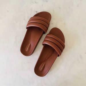 NEW Beatrice Valenzuela Tobacco Monocolor Sandalia